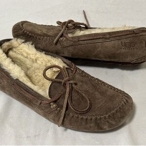 Ugg slippers good condition